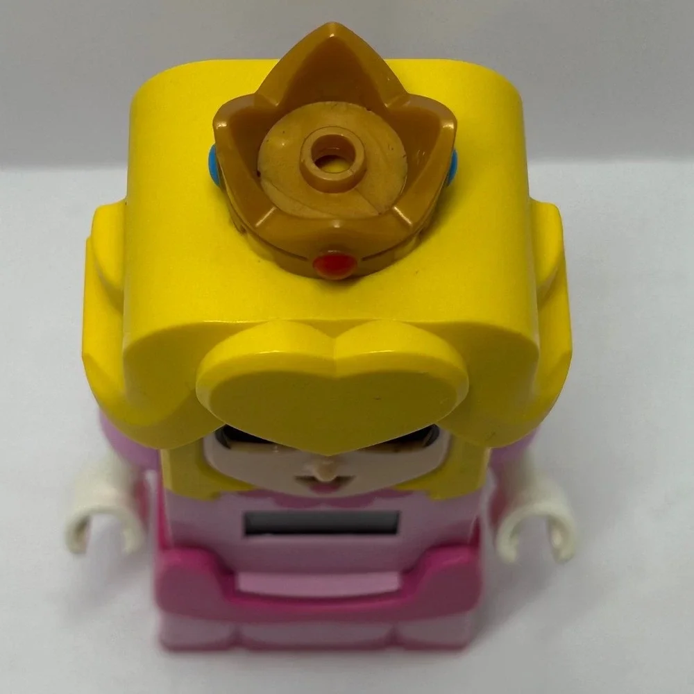 LEGO Super Mario Adventures with Peach Interactive Figure 71403 Pink Works
